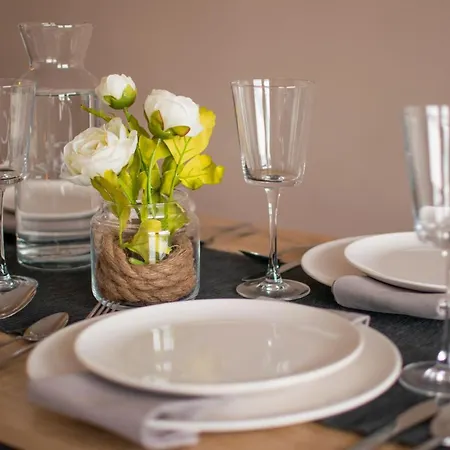 Hyper- Centre, Cosy Entre 2 Gares Apartment *